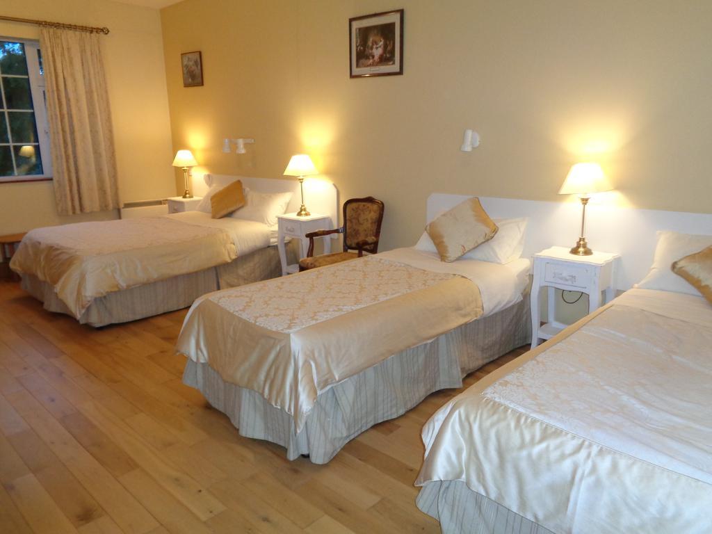 Redwood Bed & Breakfast Killarney Room photo